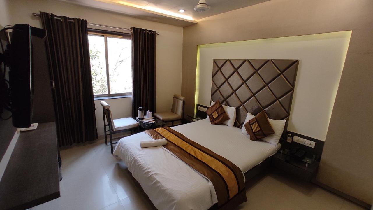 Hotel Flair Inn Ahmedabad Exterior foto