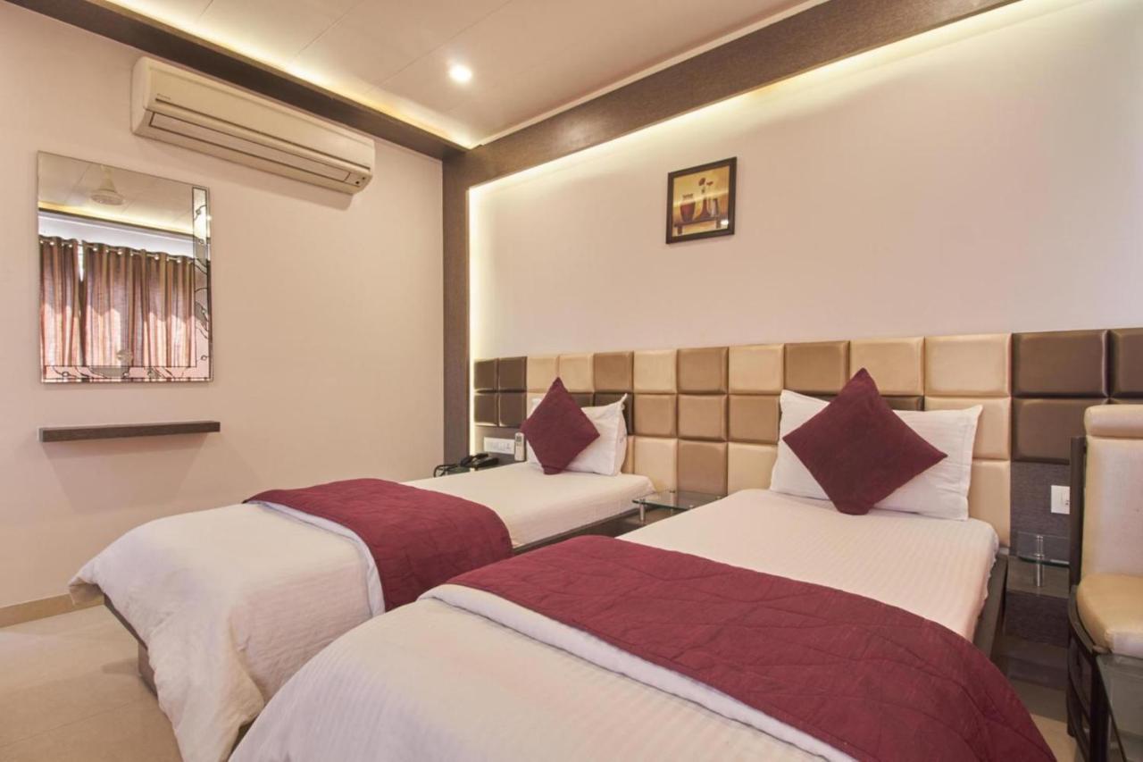 Hotel Flair Inn Ahmedabad Exterior foto